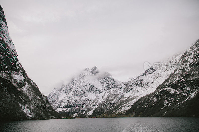 挪威冬季的n øyfjord